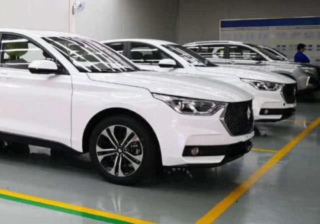 The First Real Shot of Baojun’s New Coupe, To be Named RC-6