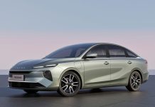 Roewe Launches All-Electric D6 Sedan at Auto Shanghai 2025, Limited-Time Starting Price of RMB 79,800