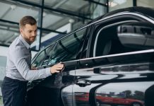 Does Window Tint Really Reduce Car Heat? What Orange County Drivers Should Know